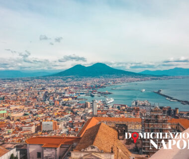 Domiciliazione aziendale professionale a Napoli per aziende e professionisti: vantaggi reali e scenari attuali